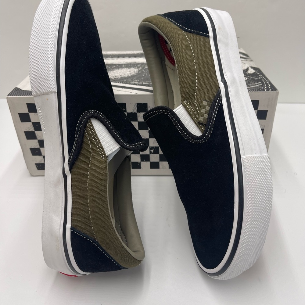 Vans Men’s Skate Slip-On
Black Olive Sneakers
VN0A5FCAB1V - Picture 6 of 16